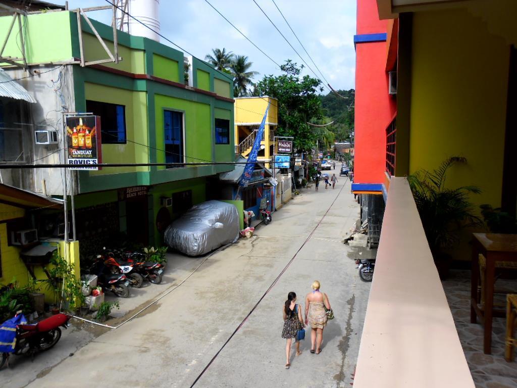 ซานียาส เพนชั่น Hotel Langi-langiban ภายนอก รูปภาพ